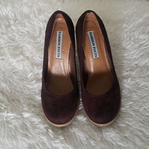 FASHION FOCUS Brown Suede Hells Rubber Sole Size 4 - Picture 6 of 10